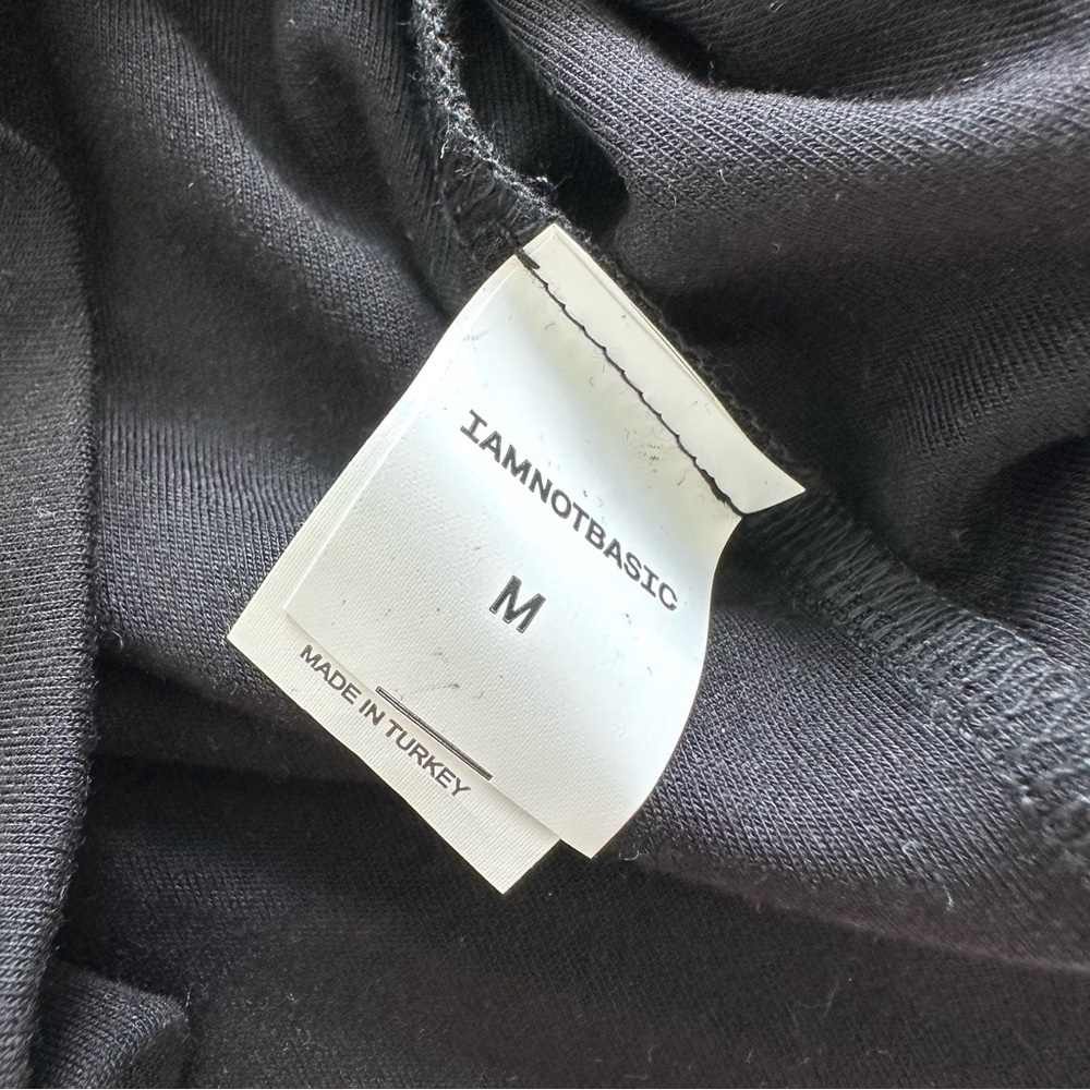 NEW!!! IAMNOTBASIC women dress size M - Picture 8 of 8